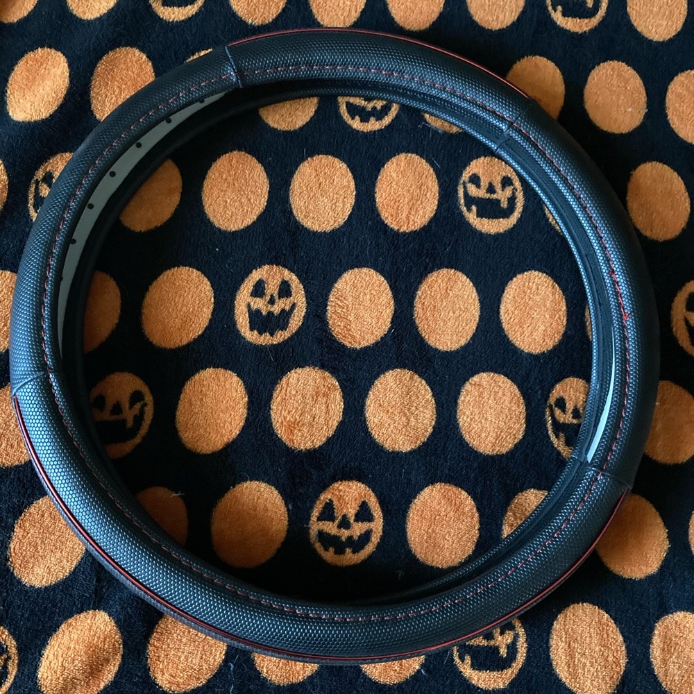 Black and Red Pleather Steering Wheel Cover